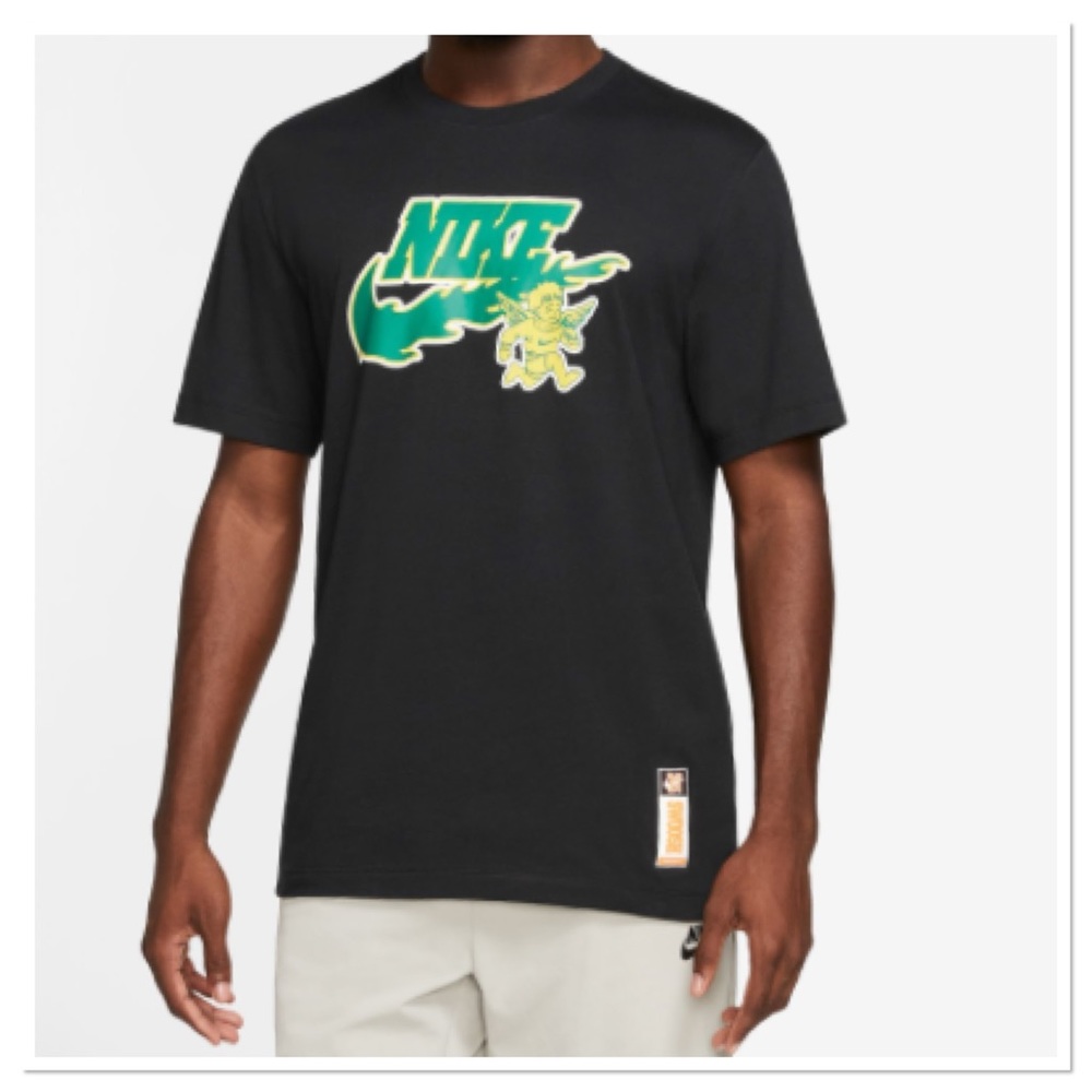 Nike Men’s Sportwear Graphic T-Shirt NWT